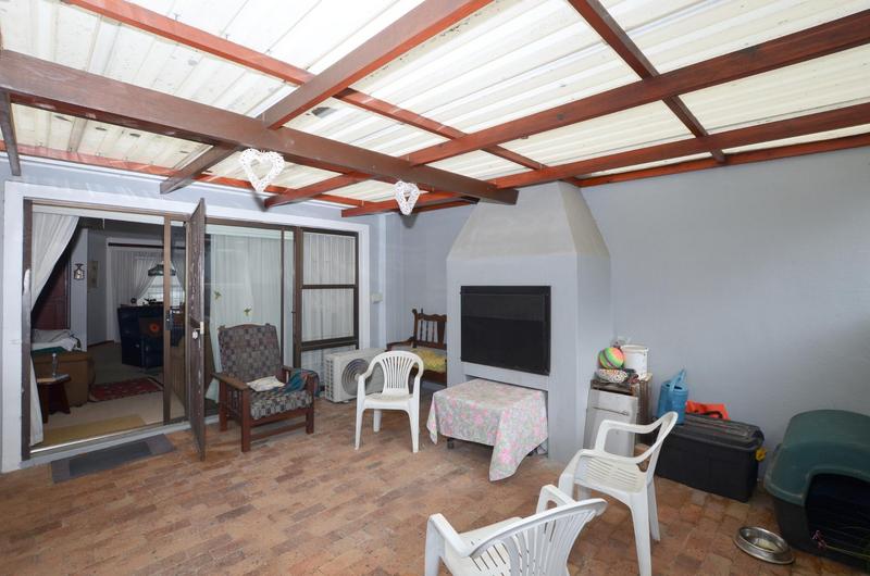 2 Bedroom Property for Sale in Ridgeworth Western Cape